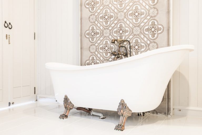 5 things to consider when buying baths