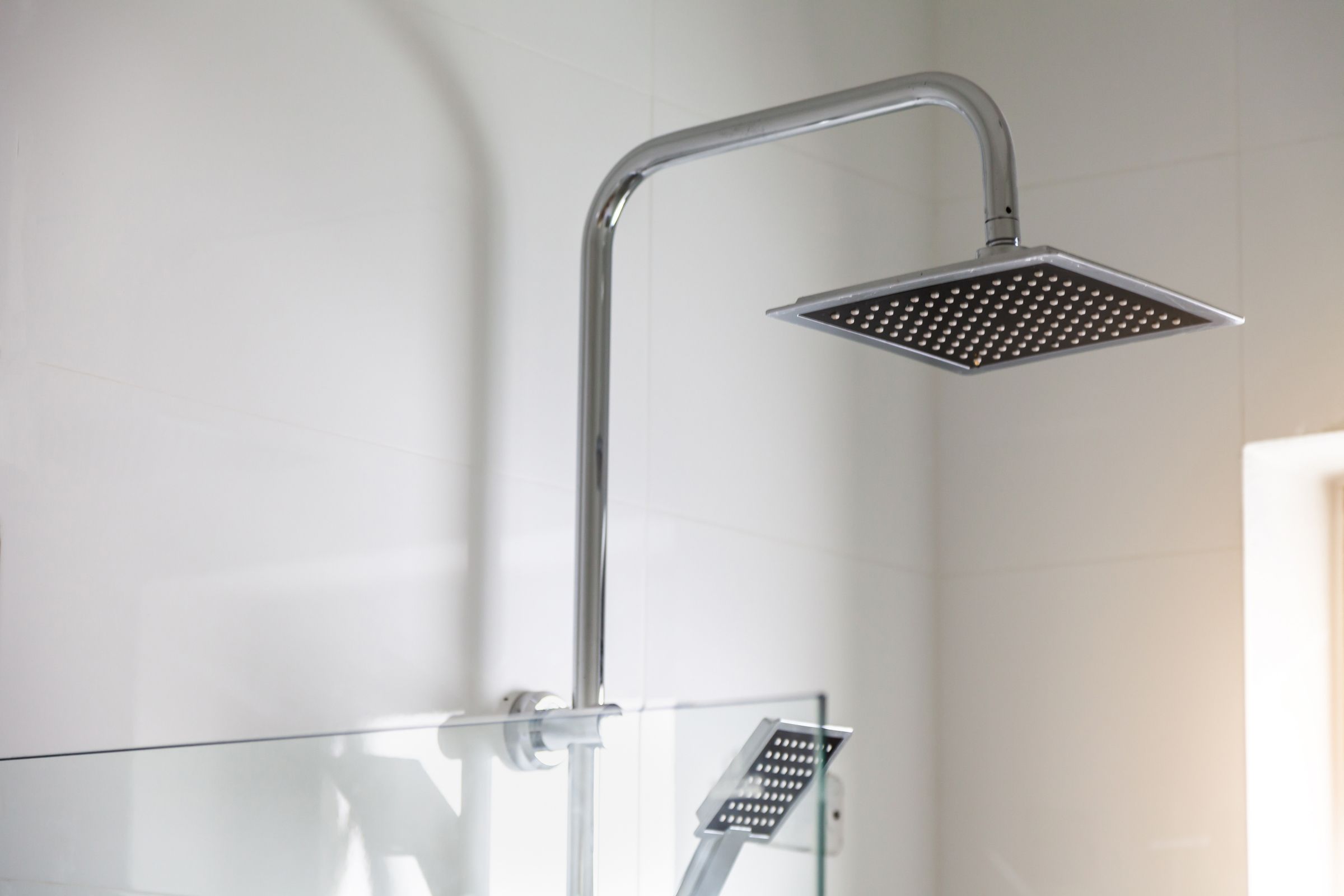 A Shower Arm Buying Guide